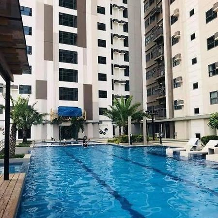 Horizon 101 A10 Shortwalk Robinson'S Mall + Free Wifi+ Netflix Cebu Bagian luar foto