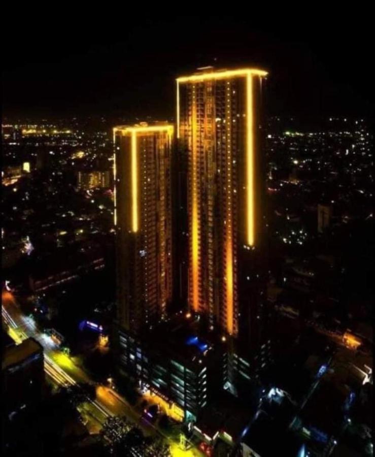 Horizon 101 A10 Shortwalk Robinson'S Mall + Free Wifi+ Netflix Cebu Bagian luar foto